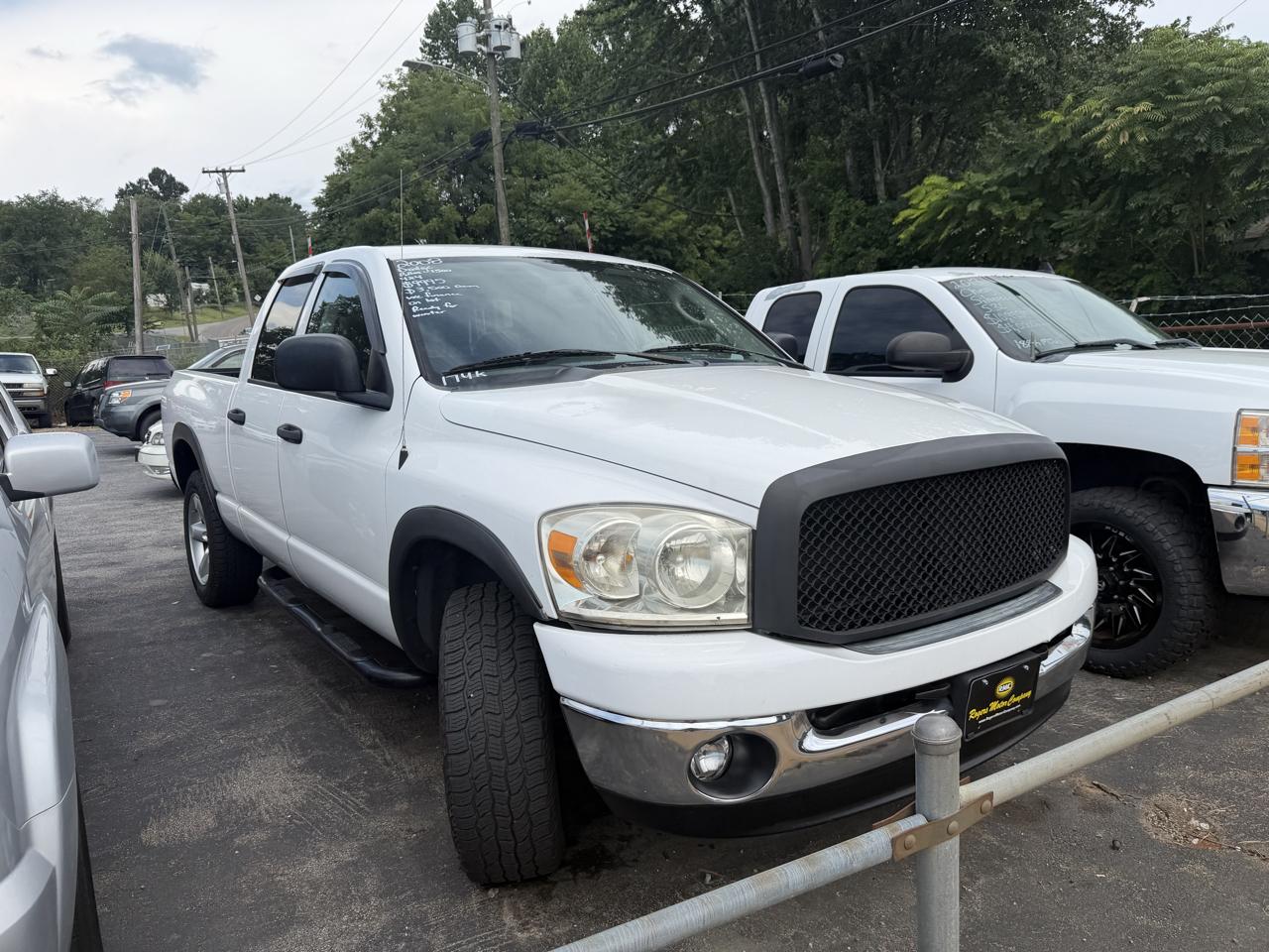 Dodge Ram 1500 SXT Quad Cab Long Bed 4WD 2008