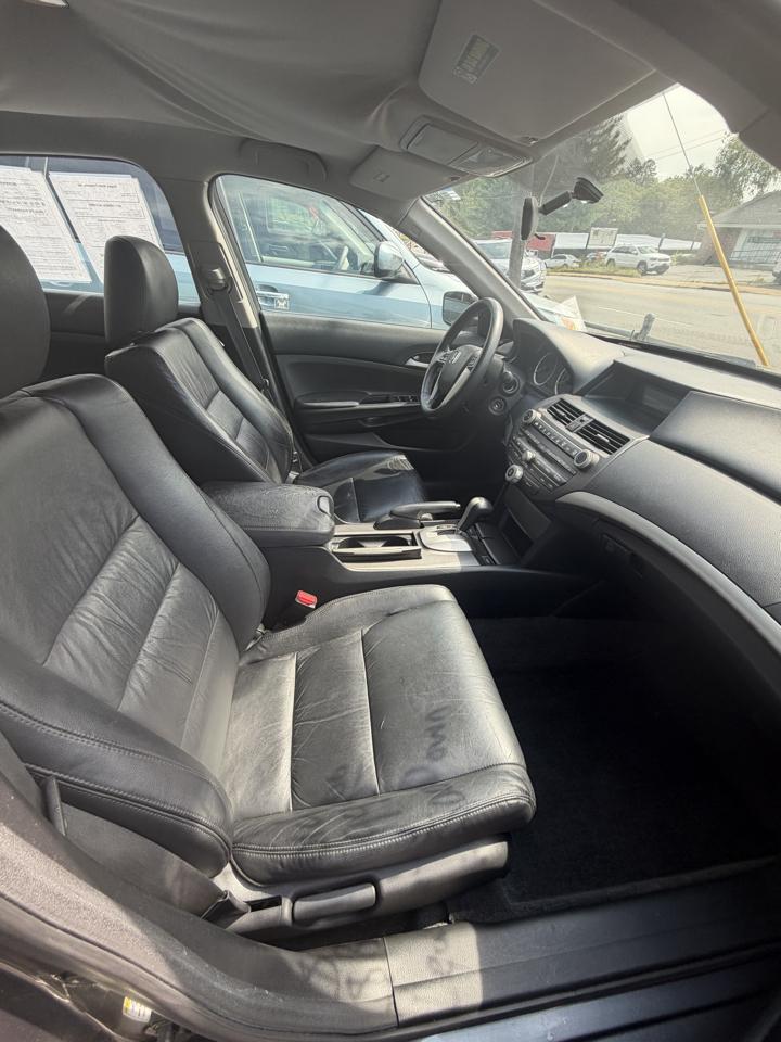 Honda Accord SE Sedan AT 2011