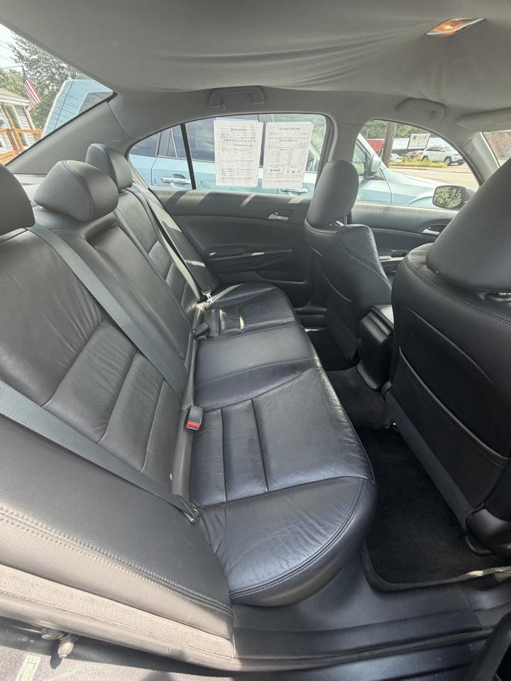 Honda Accord SE Sedan AT 2011