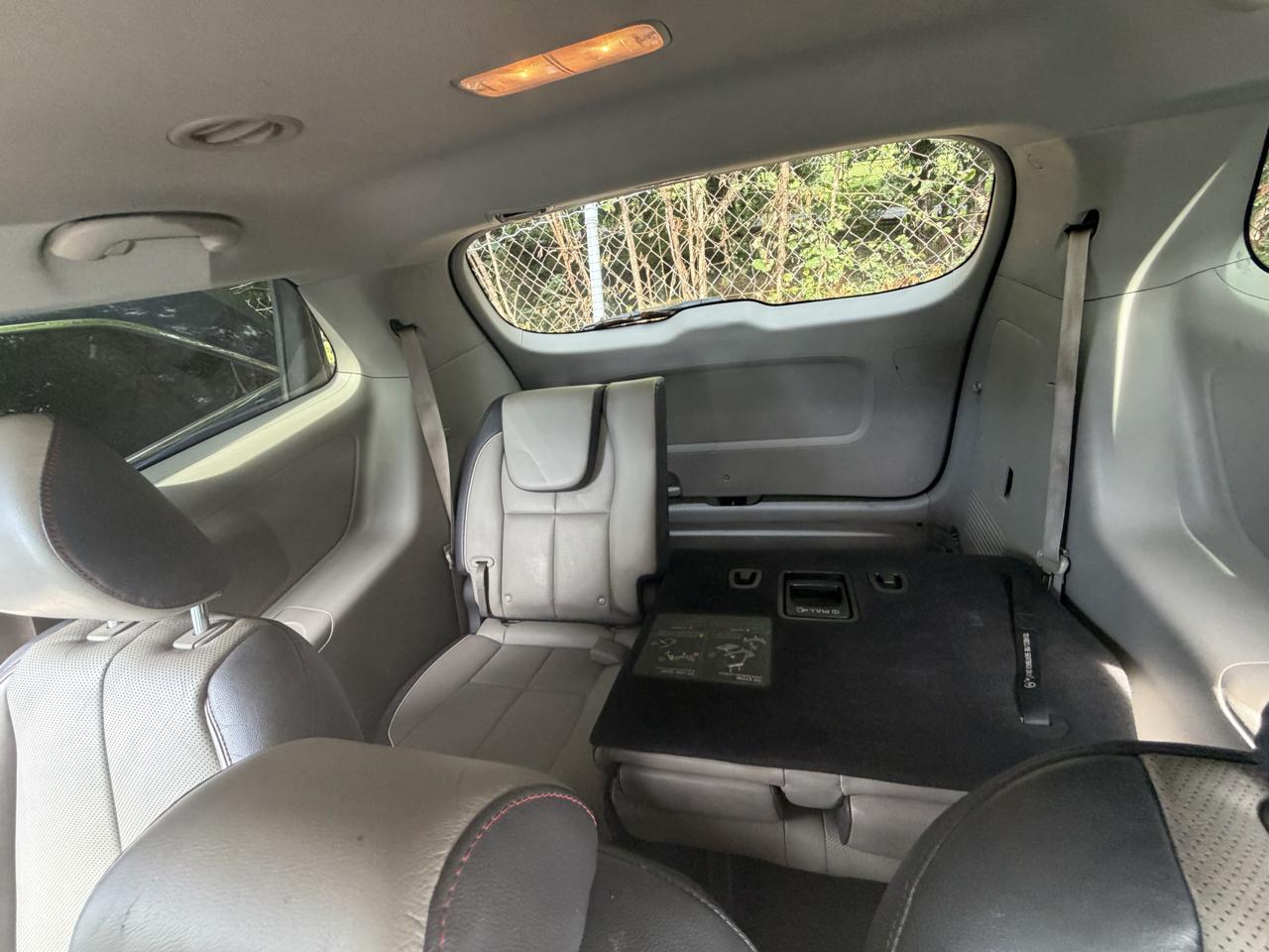 Kia Sedona LX 2016