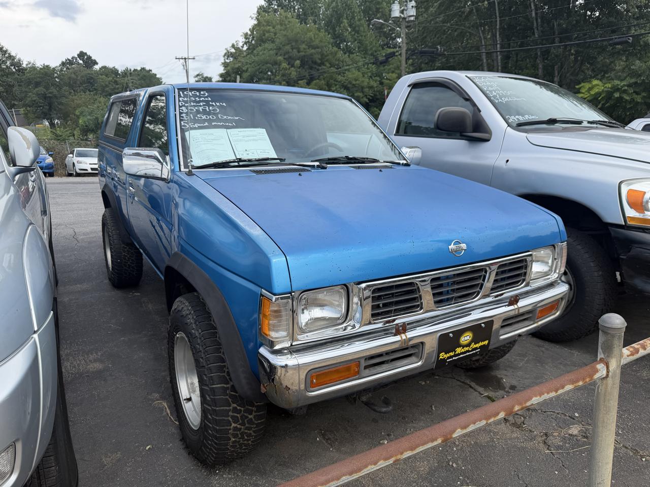 Nissan Pickup XE Reg. Cab 4WD 1995