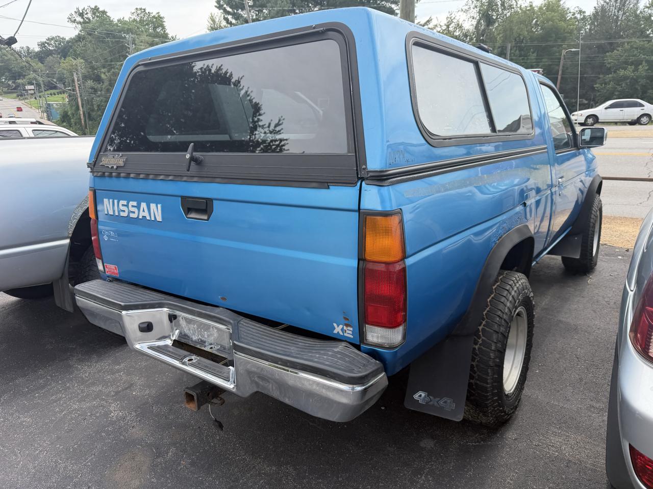 Nissan Pickup XE Reg. Cab 4WD 1995