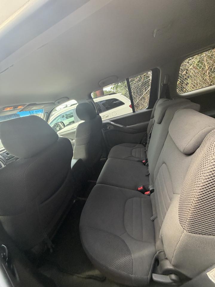 Nissan Pathfinder LE 4WD 2008