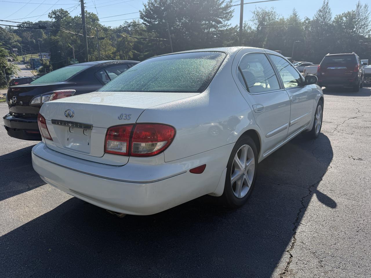 Infiniti I35 4dr Sdn Luxury 2002