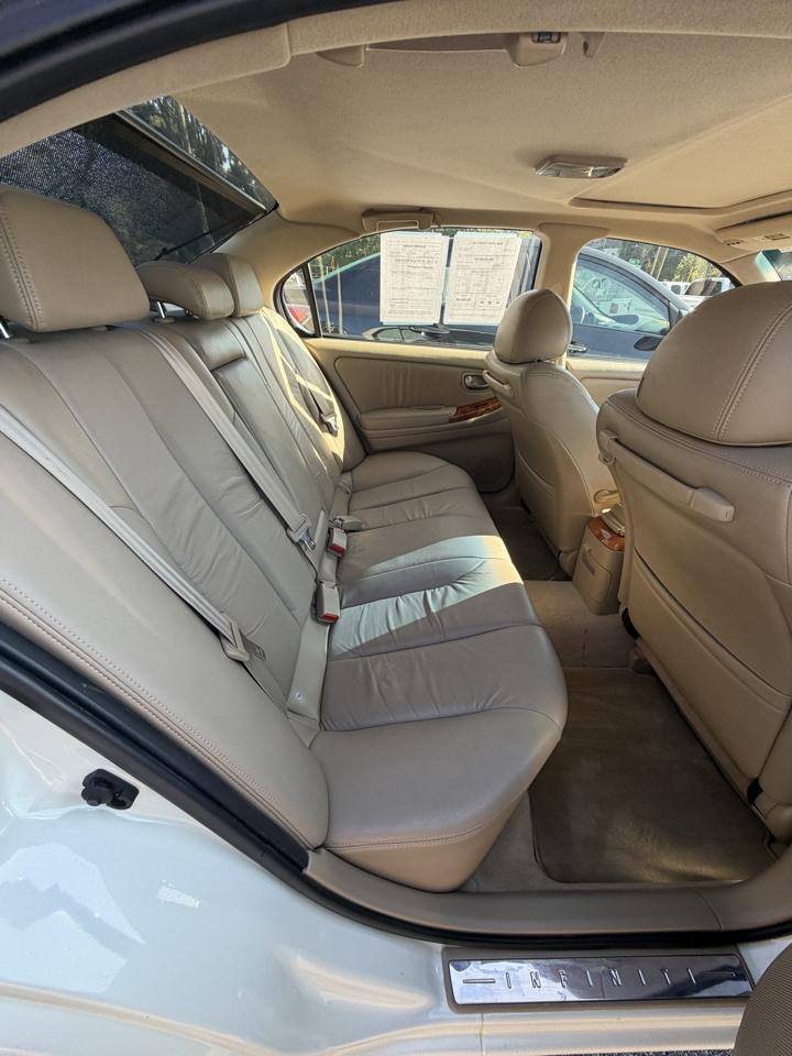 Infiniti I35 4dr Sdn Luxury 2002