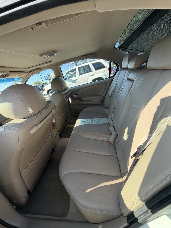 Infiniti I35 4dr Sdn Luxury 2002