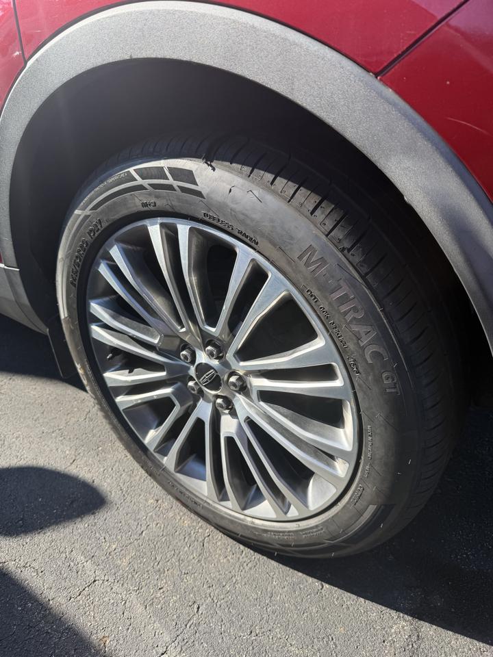 Lincoln MKX AWD 4dr Reserve 2016