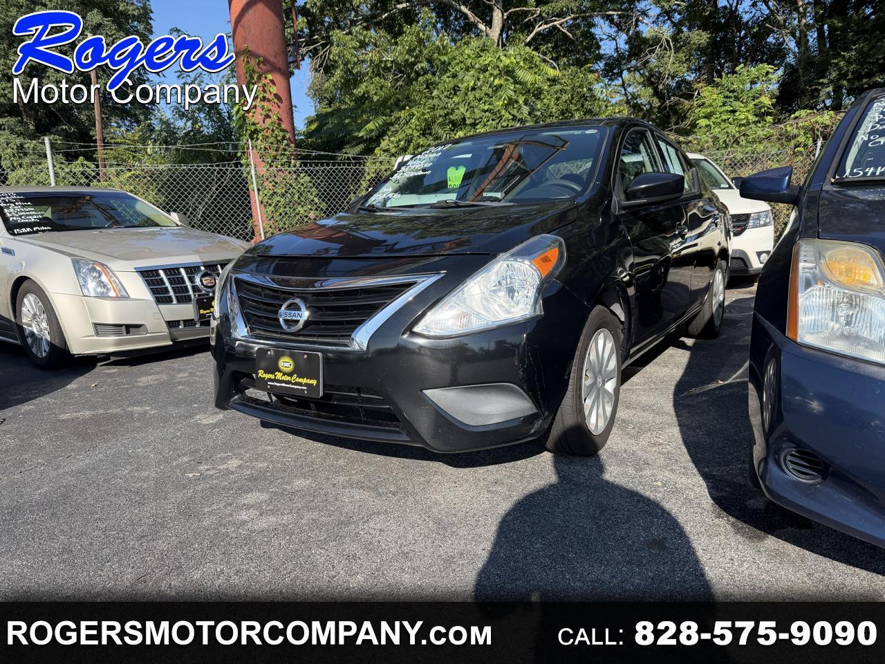 Nissan Versa Sedan SV CVT 2017