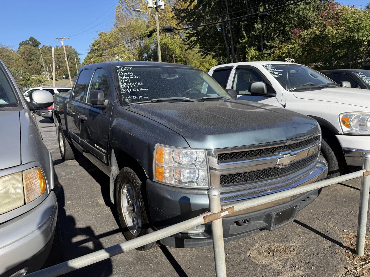 Chevrolet Silverado 1500 4WD Crew Cab 143.5" LT w/1LT 2007
