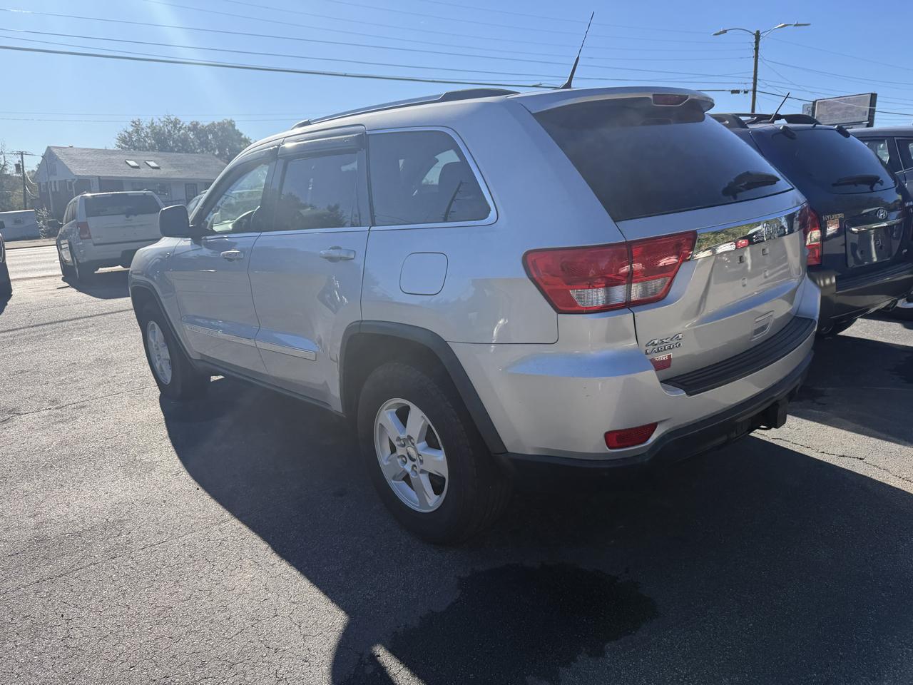 Jeep Grand Cherokee 4WD 4dr Laredo 2011