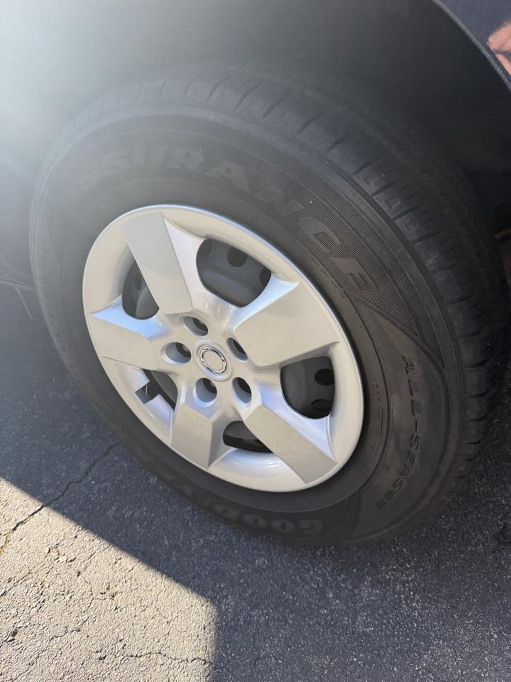 Nissan Rogue FWD 4dr S 2013