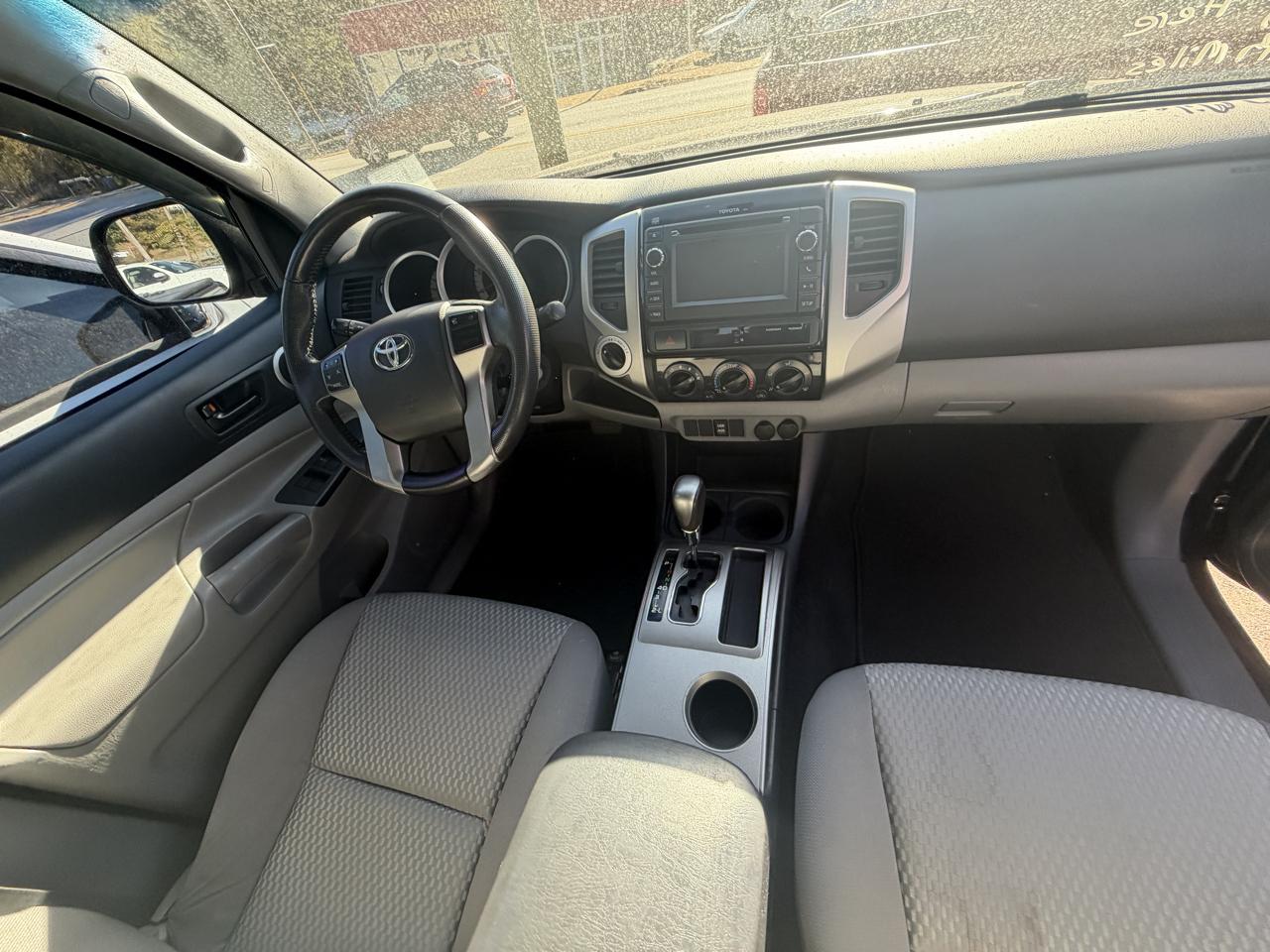Toyota Tacoma 4WD Double Cab LB V6 AT (Natl) 2013
