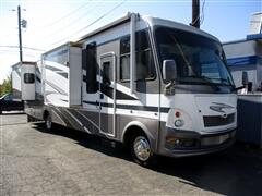 2008 Damon Motor Coach Challenger 