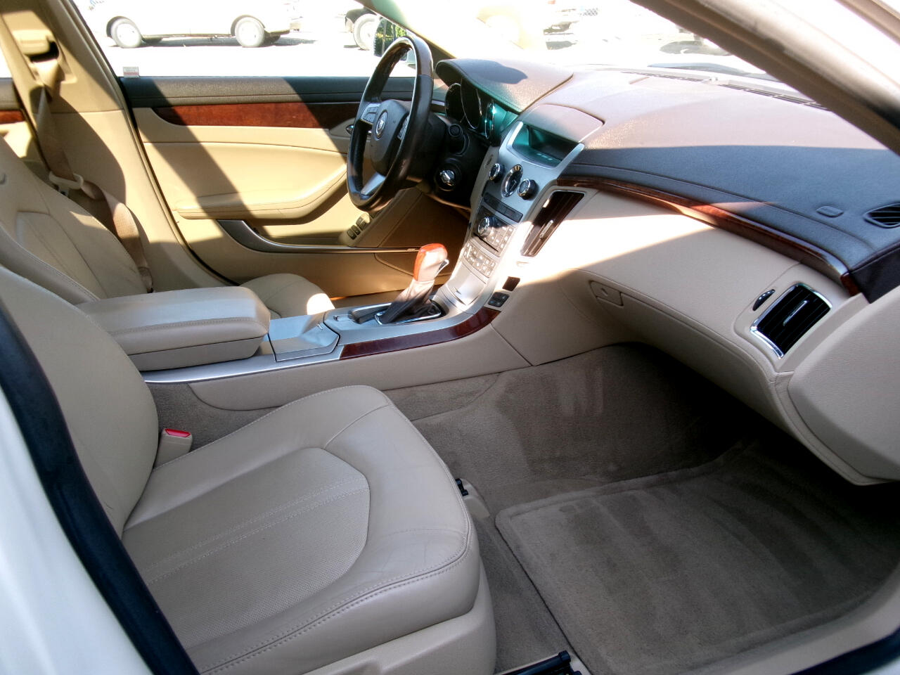 Cadillac CTS 3.6L SIDI with Navigation 2009 Cadillac CTS 3.6L SIDI with Navigation 2009