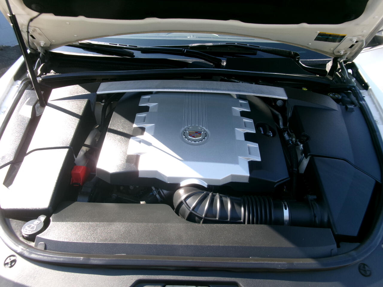 Cadillac CTS 3.6L SIDI with Navigation 2009 Cadillac CTS 3.6L SIDI with Navigation 2009