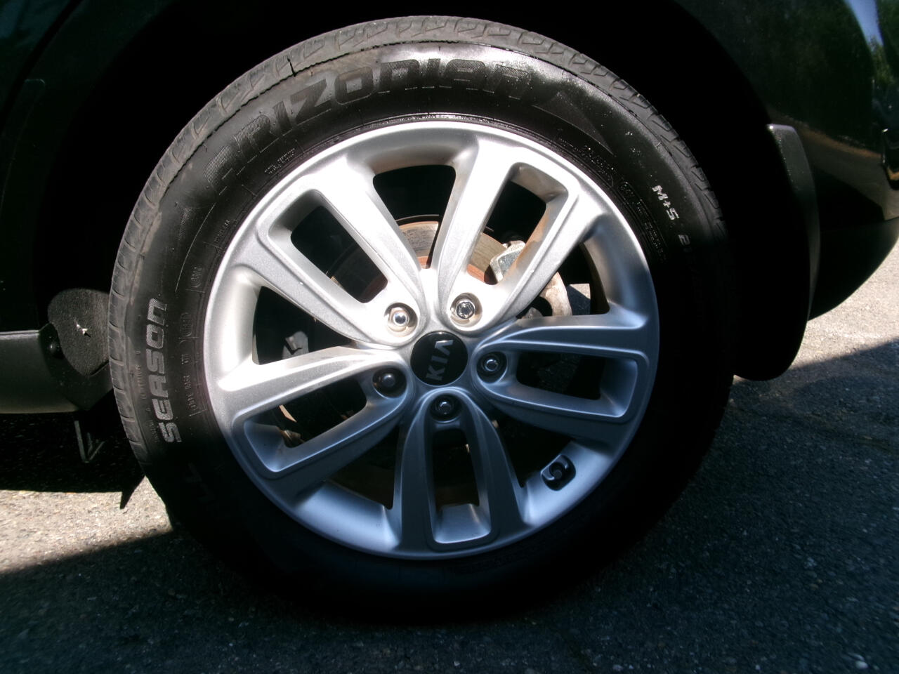 Kia Soul + 2017 Kia Soul + 2017