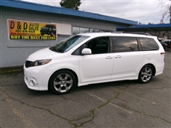 2013 Toyota Sienna 