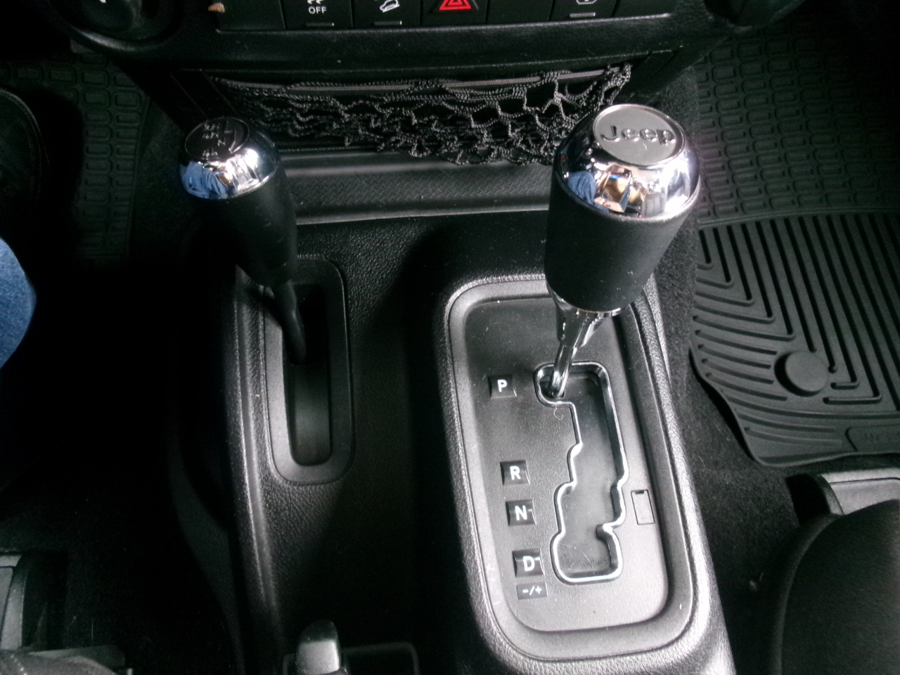 Jeep Wrangler Sahara 4WD 2014