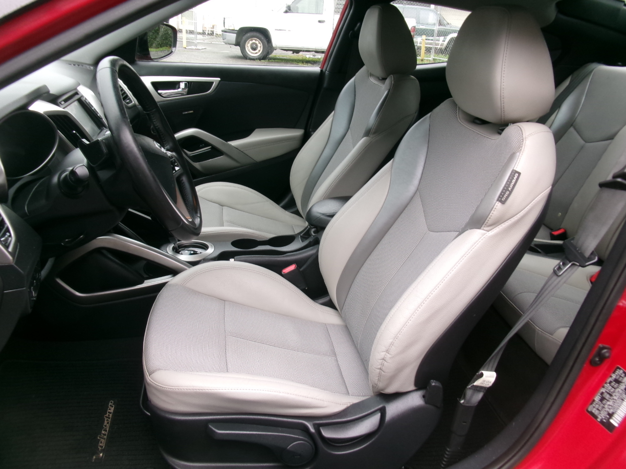 Hyundai Veloster 3D Coupe 2013