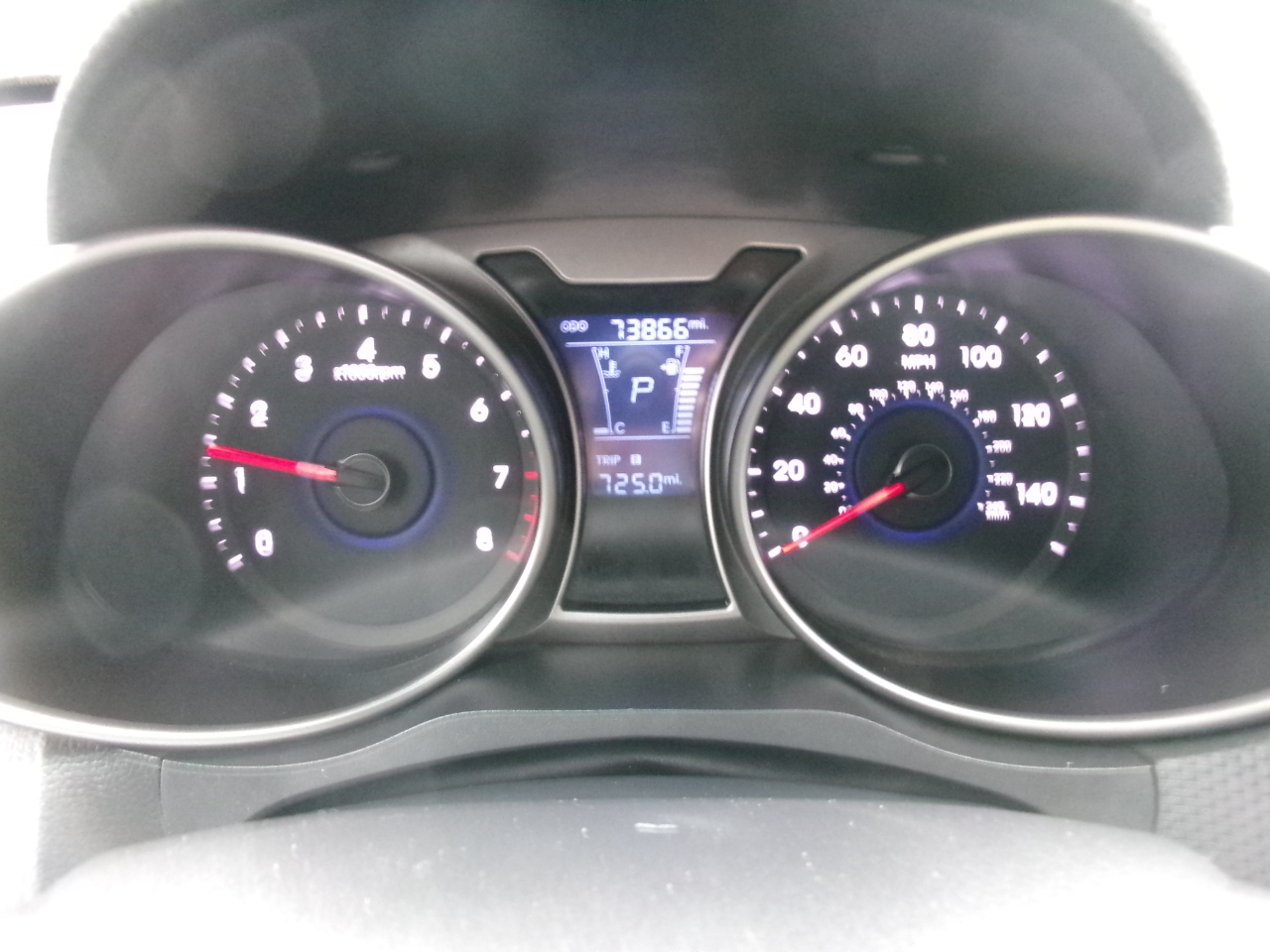 Hyundai Veloster 3D Coupe 2013