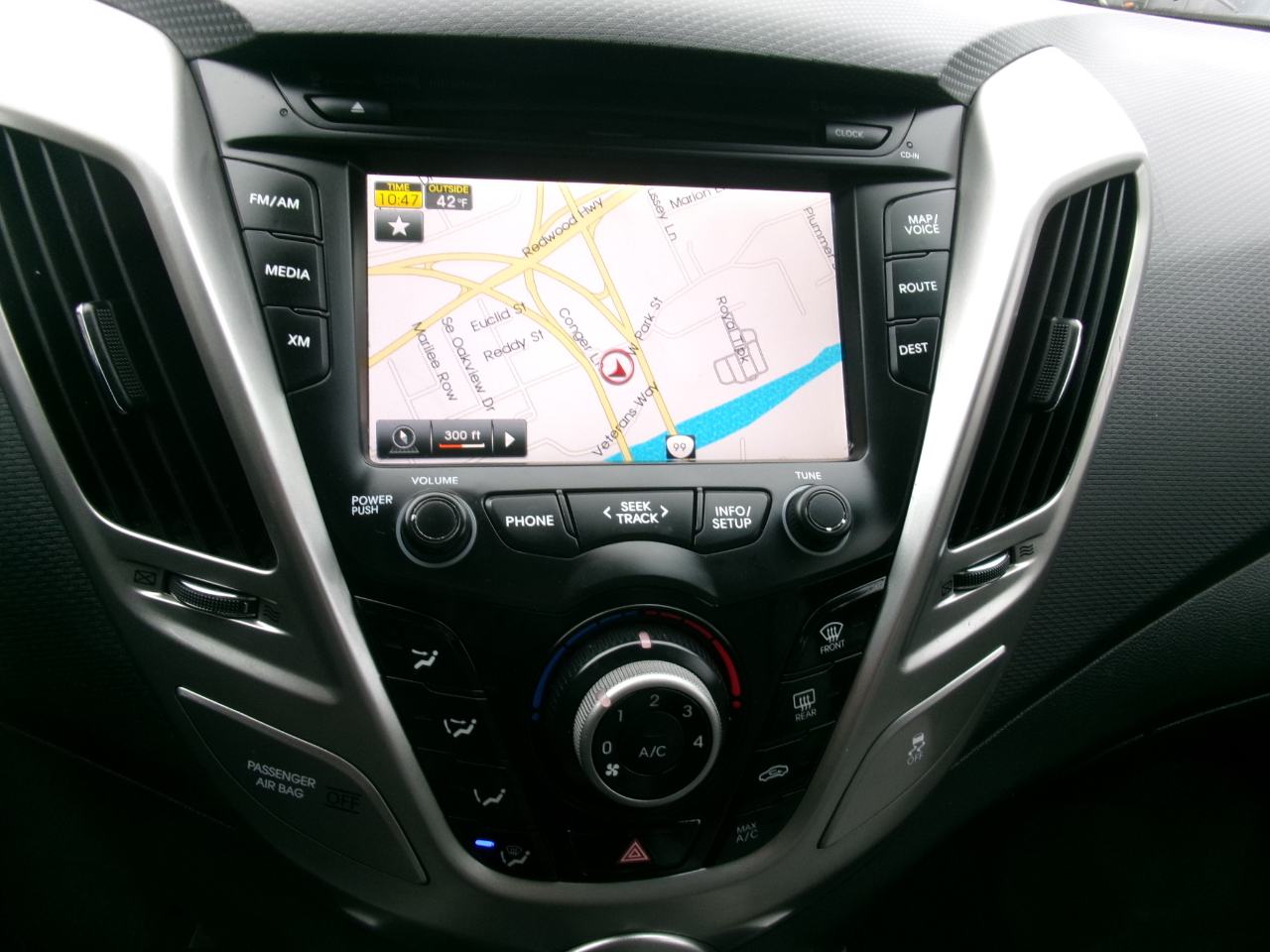 Hyundai Veloster 3D Coupe 2013