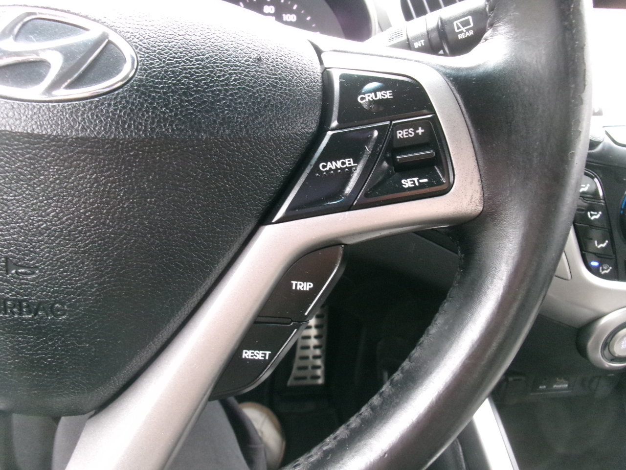 Hyundai Veloster 3D Coupe 2013