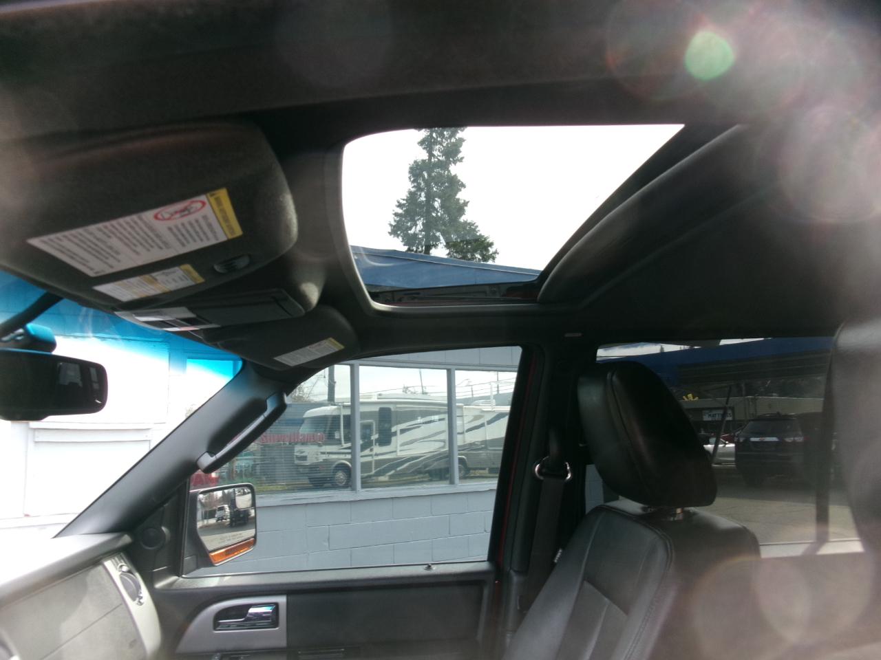 Ford Expedition EL Limited 4WD 2013