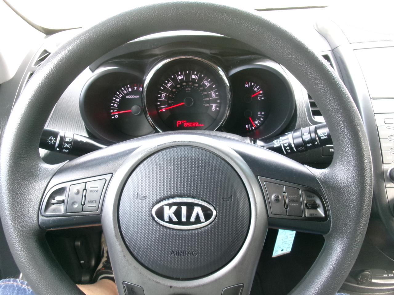 Kia Soul + 2011