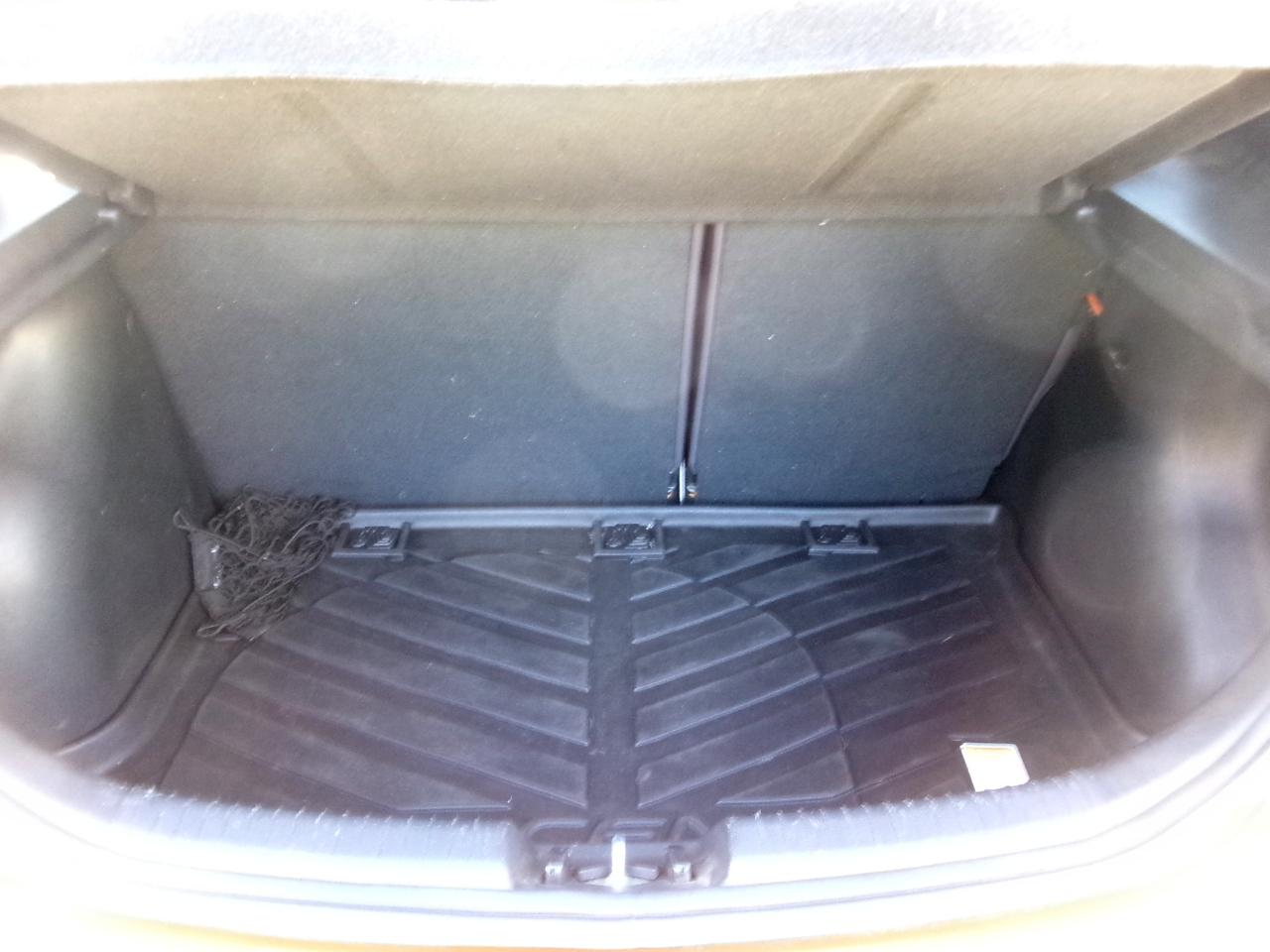 Hyundai Accent Sport 5-Door 6A 2015