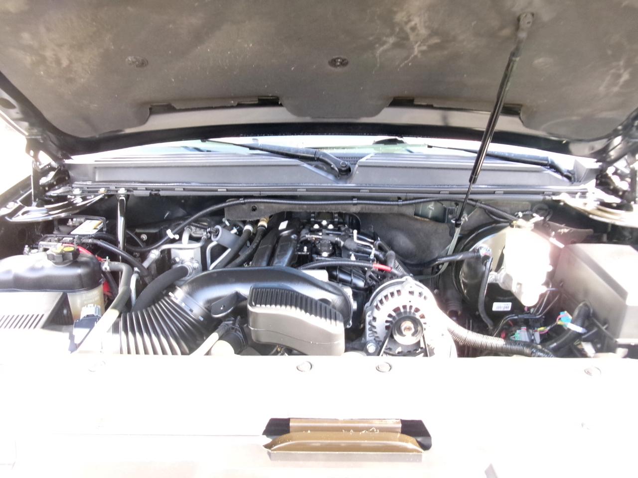 Chevrolet Tahoe LTZ 4WD 2011