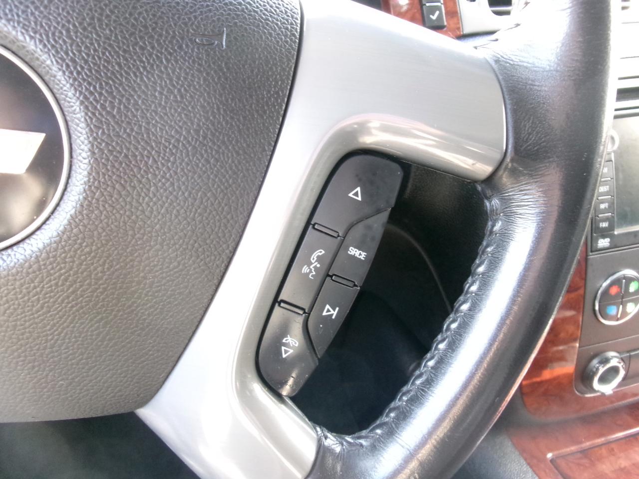 Chevrolet Tahoe LTZ 4WD 2011