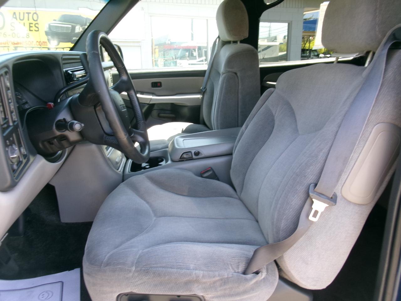 GMC Yukon SLE 4WD 2001