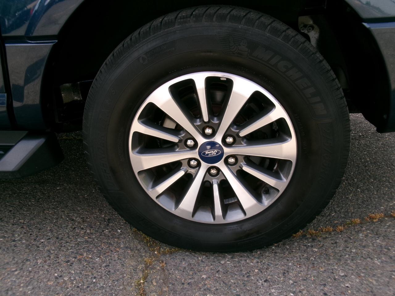 Ford Expedition EL XLT 4WD 2017