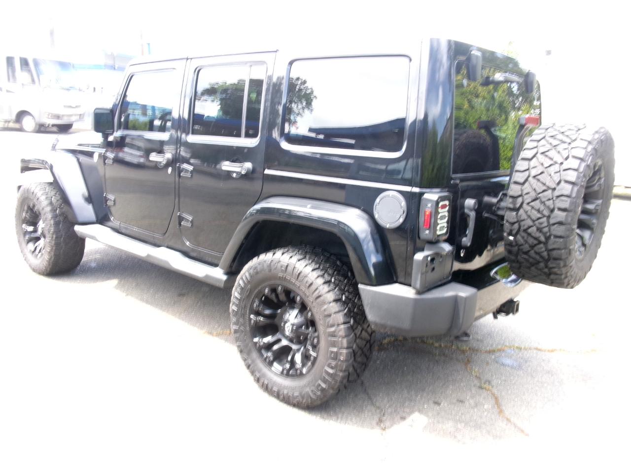 Jeep Wrangler Unlimited Sahara 4WD 2012