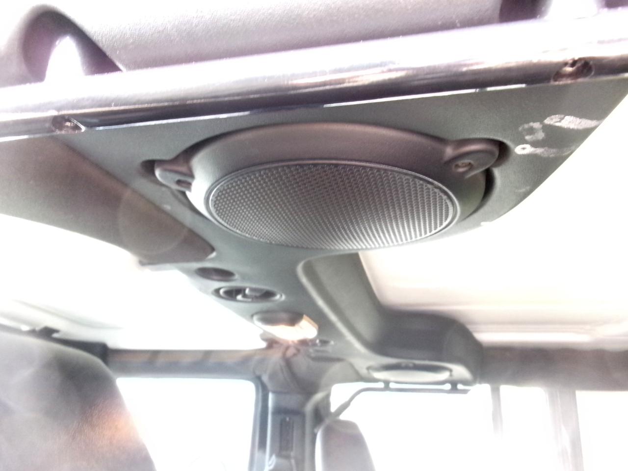 Jeep Wrangler Unlimited Sahara 4WD 2012