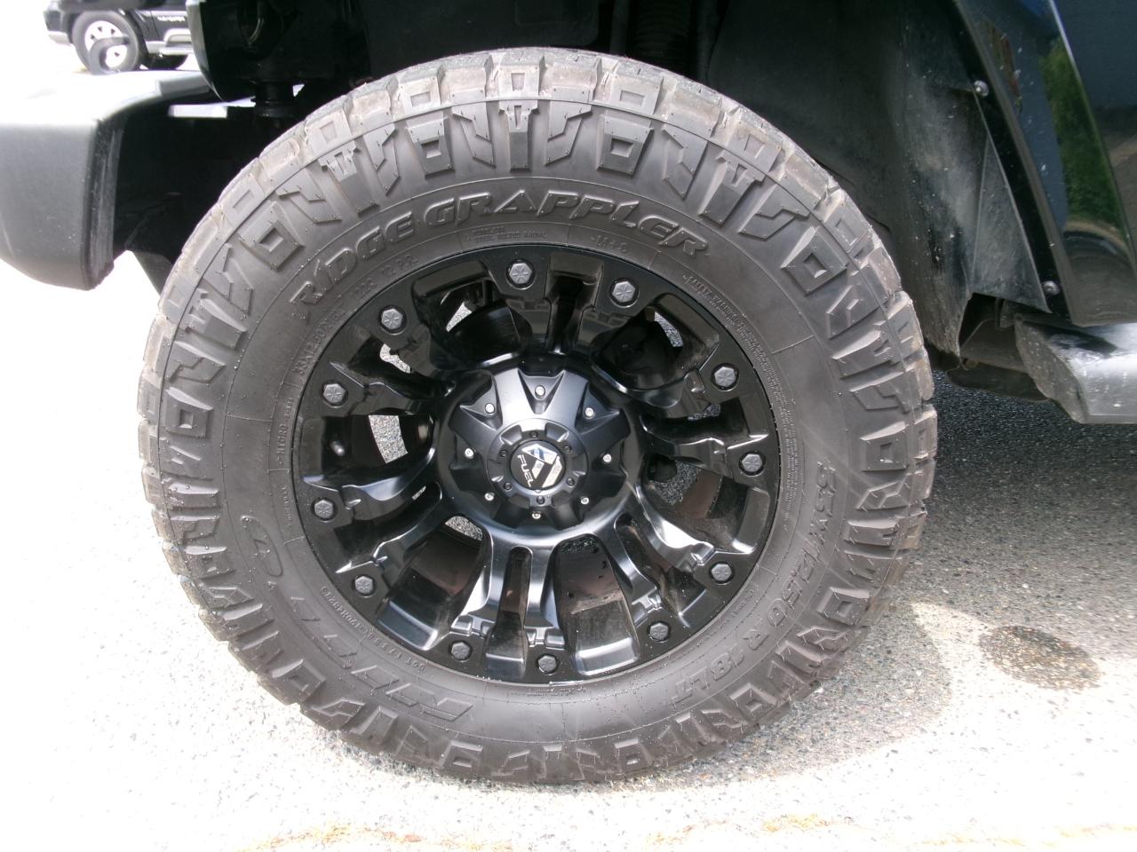 Jeep Wrangler Unlimited Sahara 4WD 2012