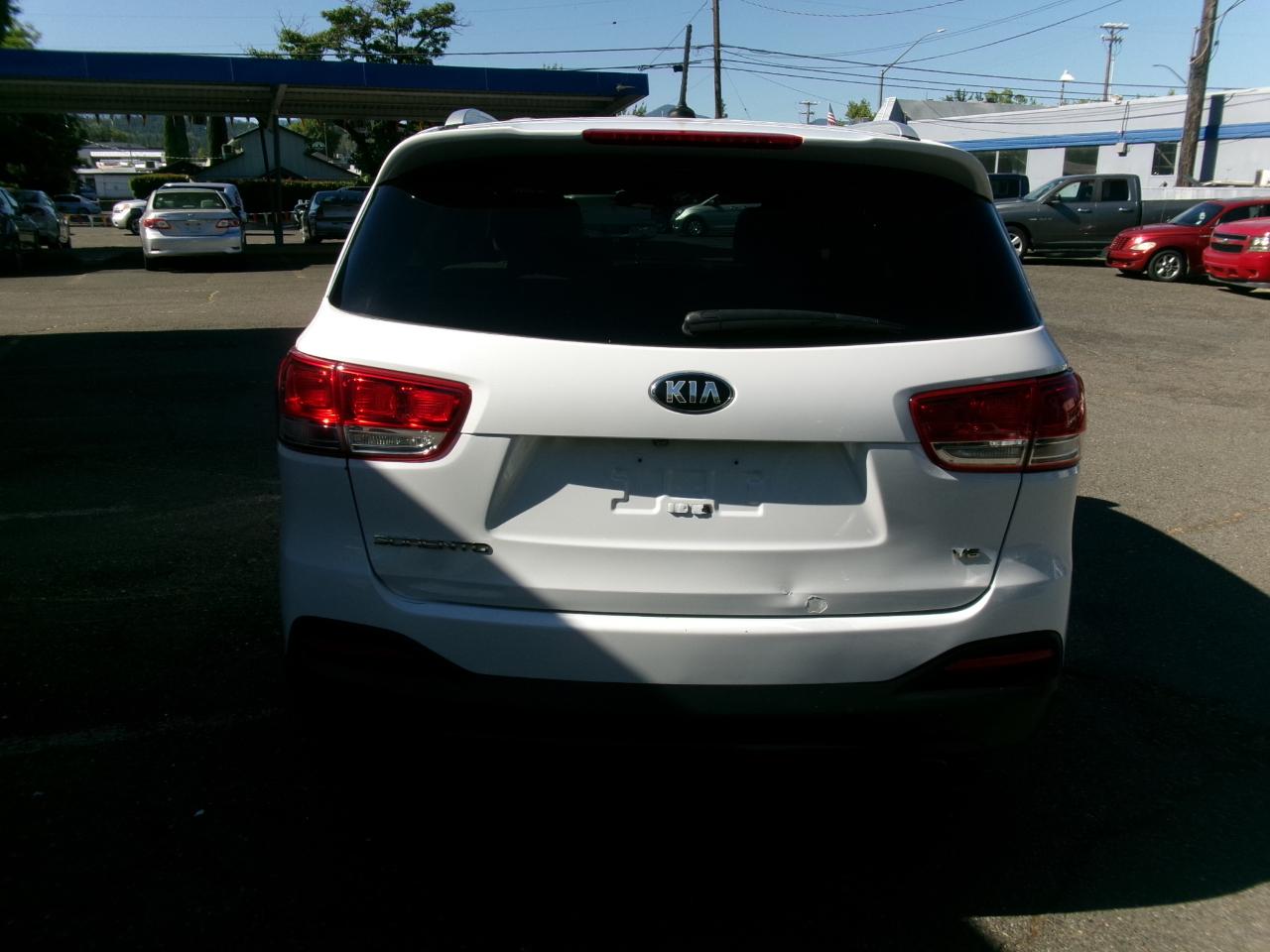 Kia Sorento LX V6 AWD 2017