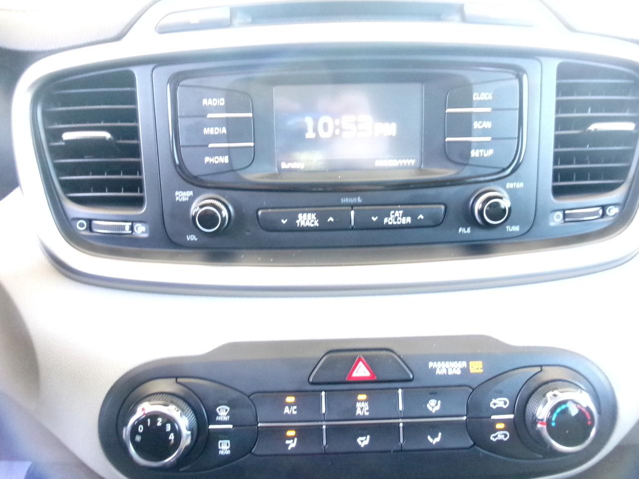Kia Sorento LX V6 AWD 2017