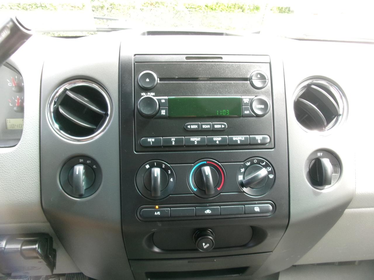 Ford F-150 XLT SuperCab 4WD 2005