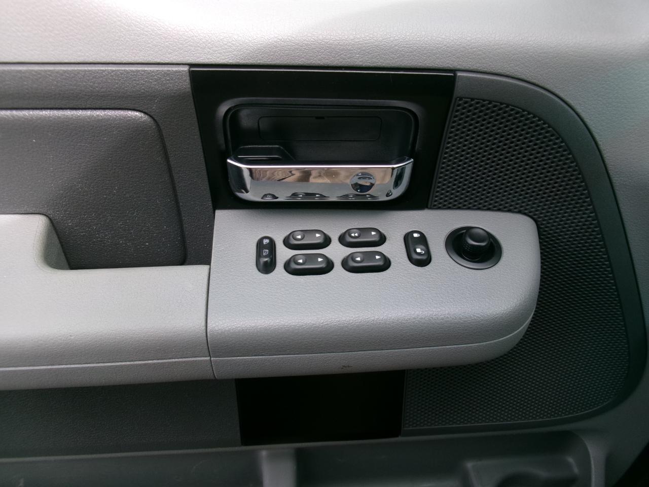 Ford F-150 XLT SuperCab 4WD 2005