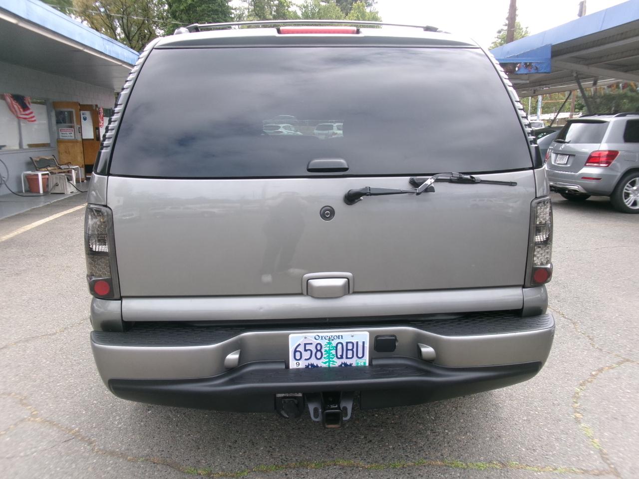 GMC Yukon Denali AWD 2006