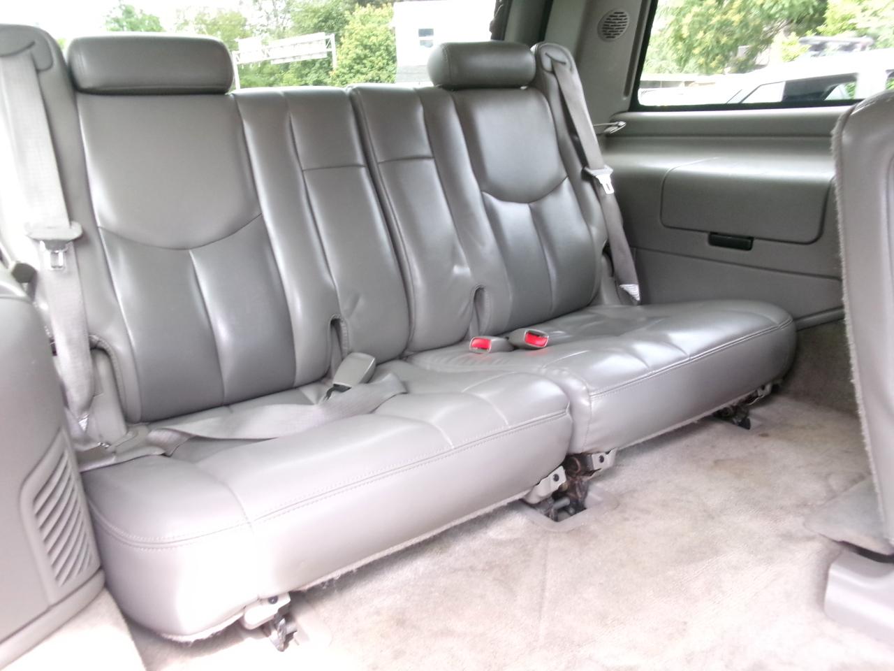 GMC Yukon Denali AWD 2006