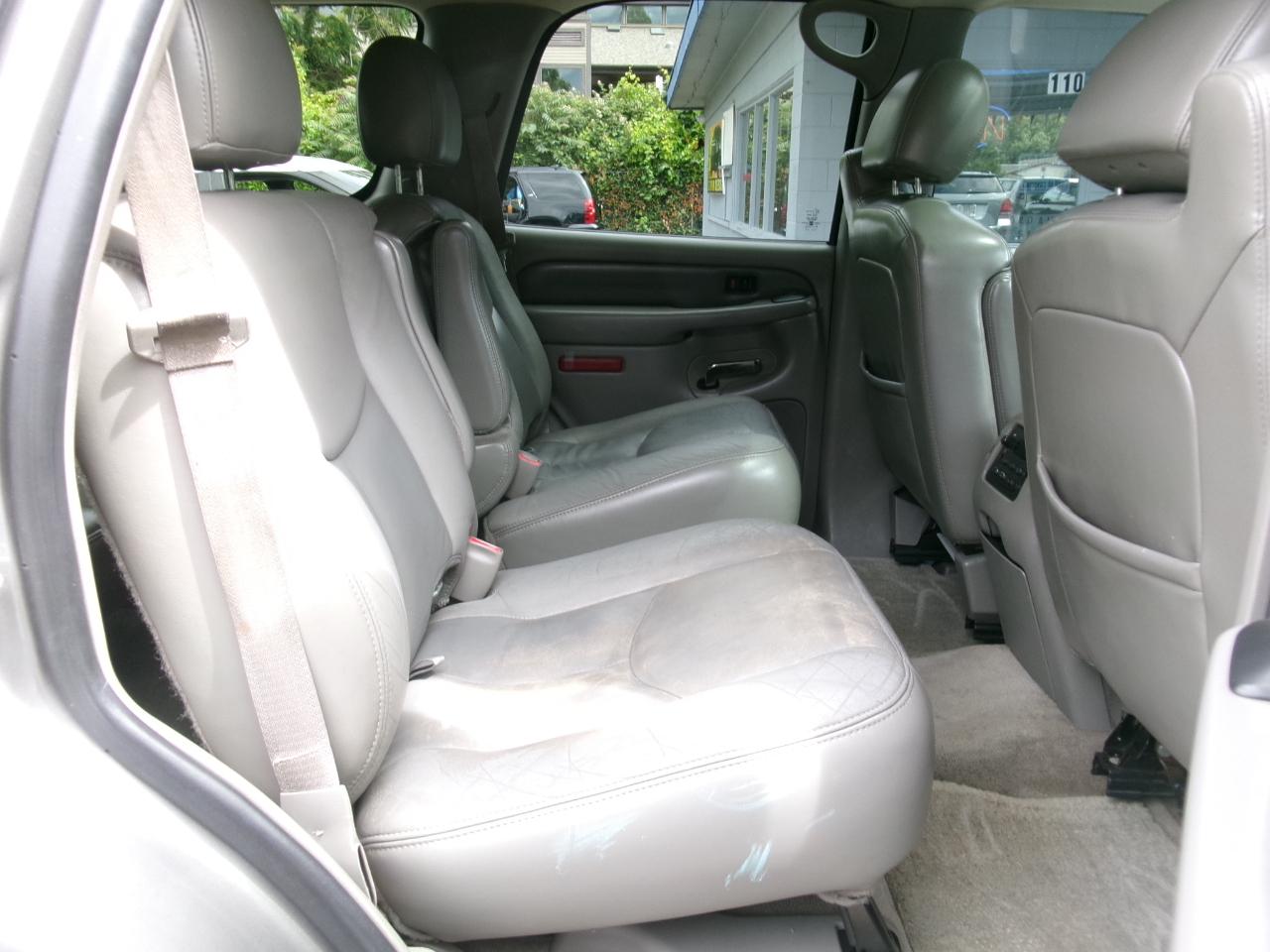 GMC Yukon Denali AWD 2006