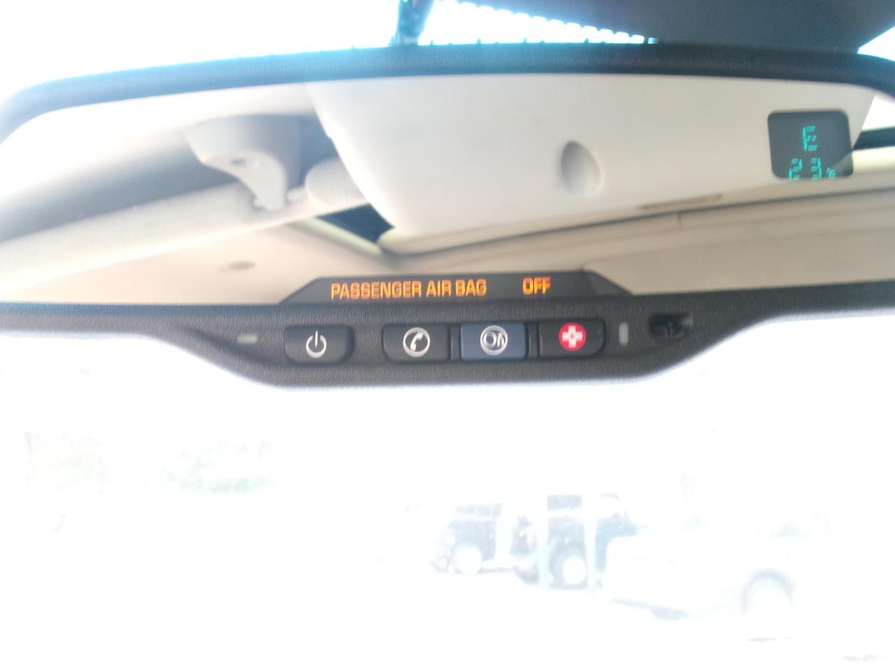 GMC Yukon Denali AWD 2006