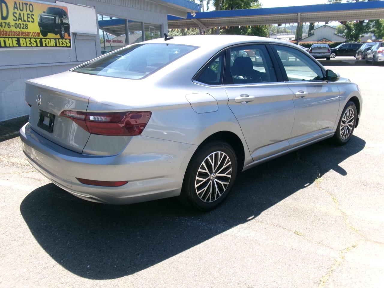 Volkswagen Jetta 1.4T S 8A 2021