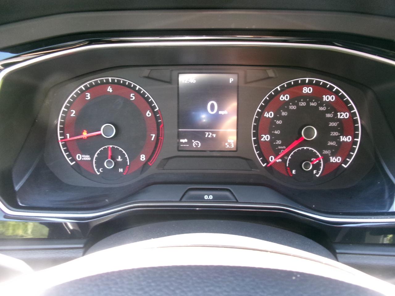 Volkswagen Jetta 1.4T S 8A 2021