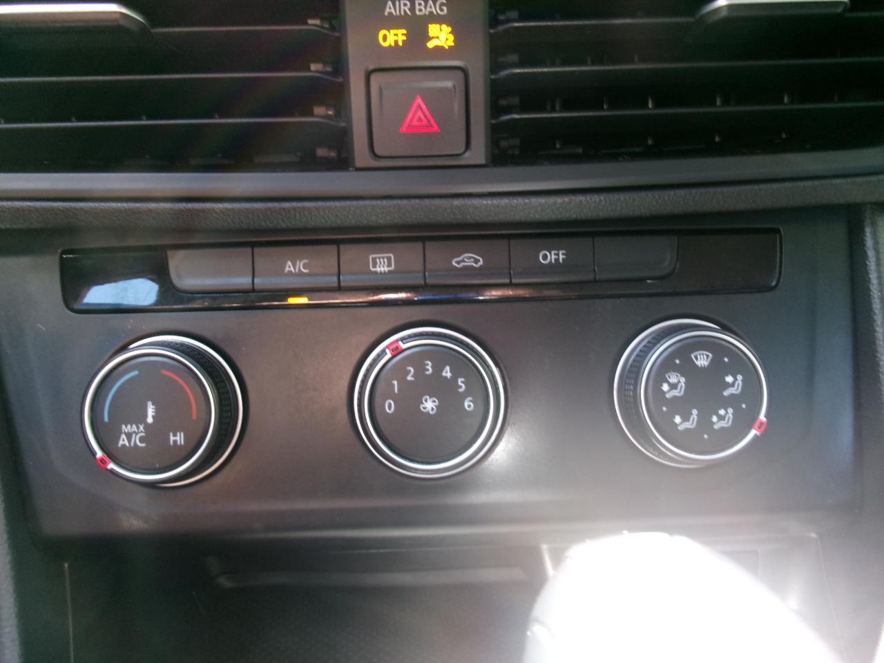 Volkswagen Jetta 1.4T S 8A 2021