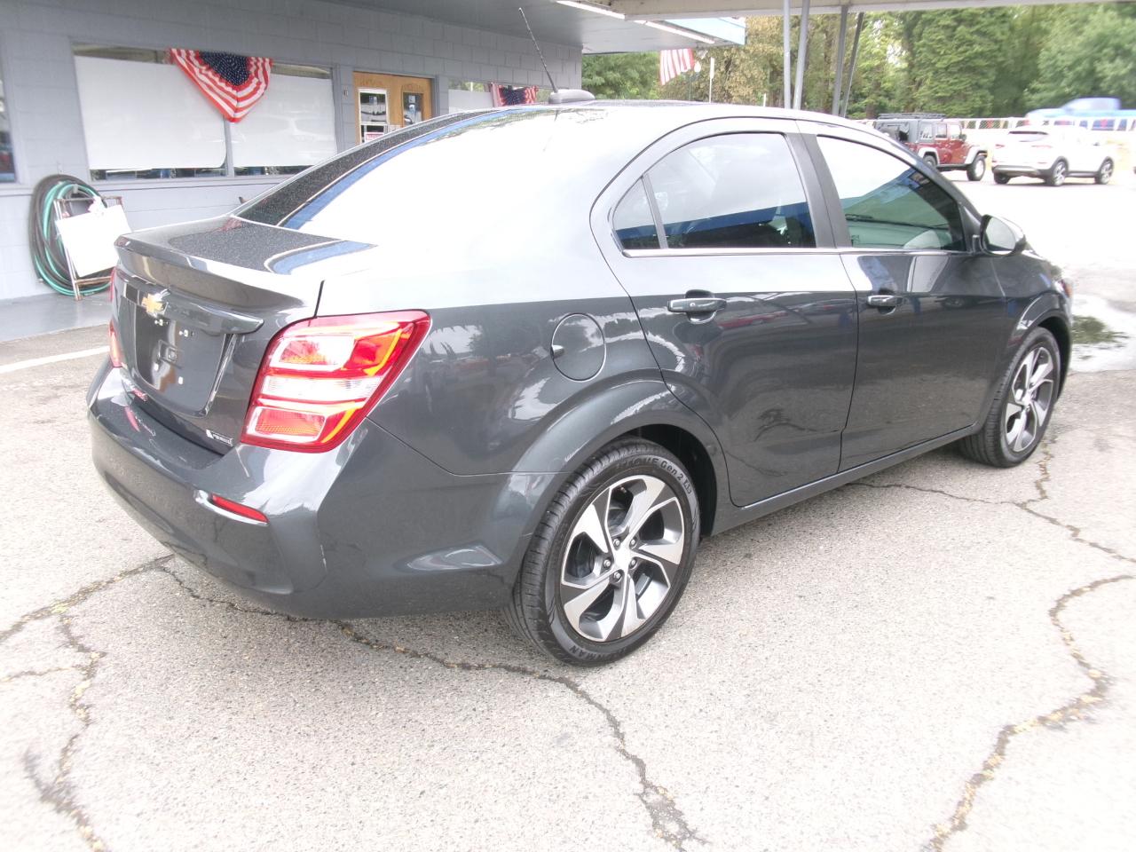 Chevrolet Sonic Premier Auto Sedan 2017