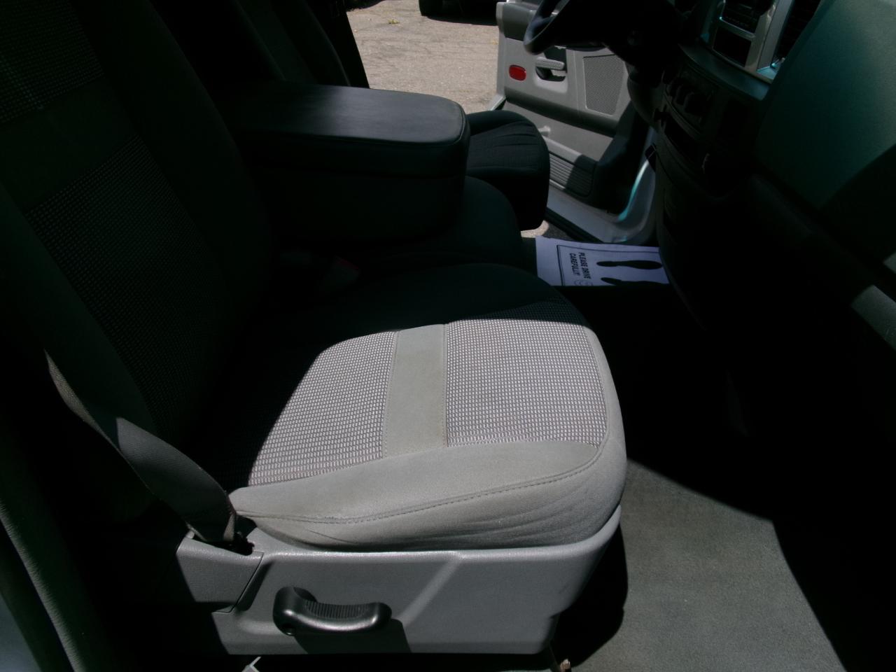 Dodge Ram 1500 SLT Quad Cab Long Bed 4WD 2007