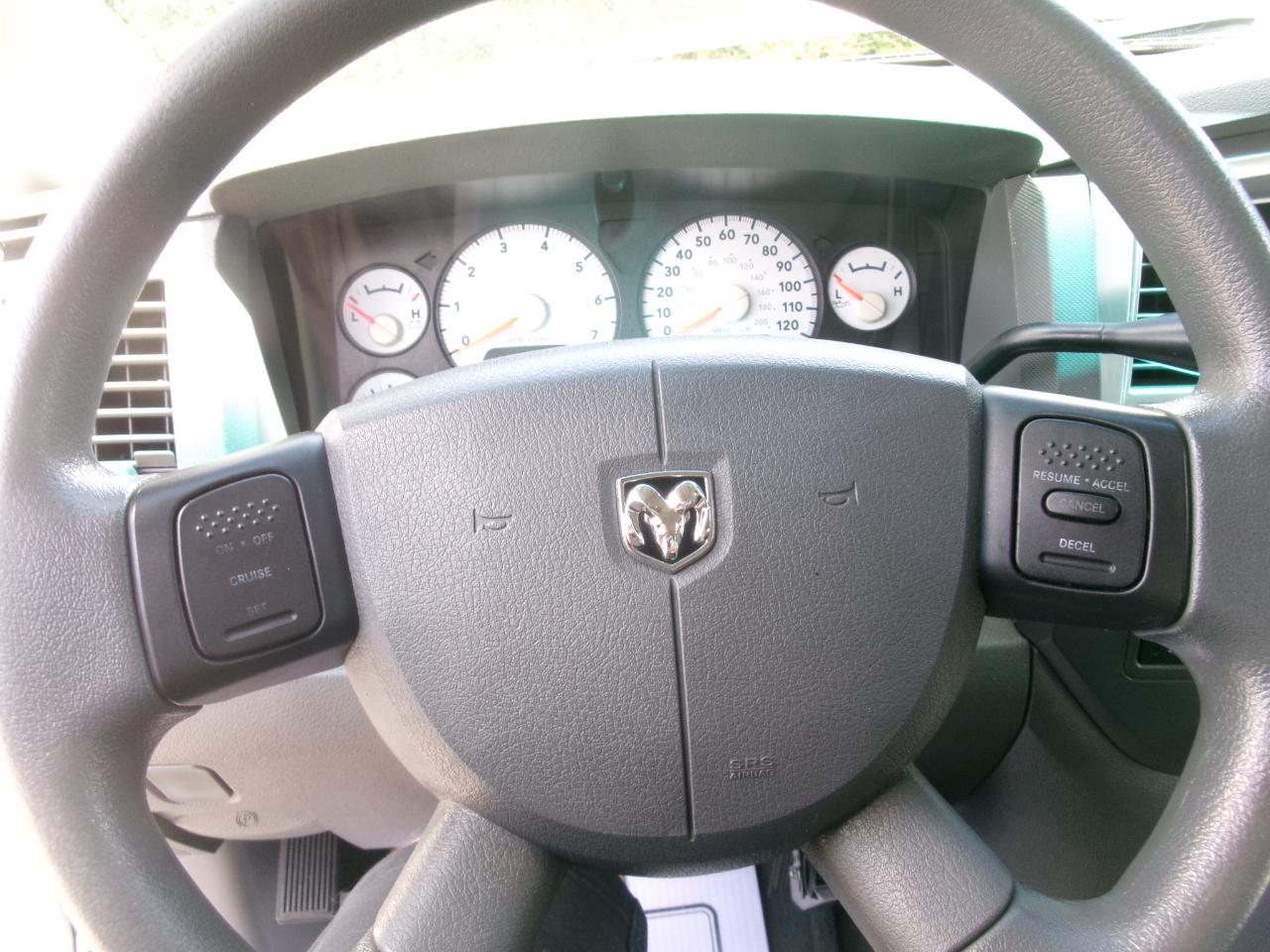 Dodge Ram 1500 SLT Quad Cab Long Bed 4WD 2007